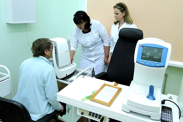 Медицинские специалисты из Калининграда осмотрели более полусотни жителей Янтарного