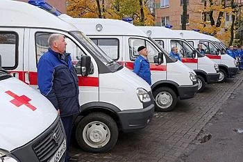 Правительство РФ выделило Калининградской области автомобили скорой помощи и школьные автобусы Правительство РФ выделило Калининградской области автомобили скорой помощи и школьные автобусы