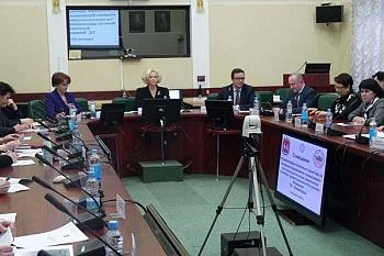 Татьяна Яковлева оценила реализацию в регионе пилотного проекта по созданию "бережливых поликлиник" Татьяна Яковлева оценила реализацию в регионе пилотного проекта по созданию "бережливых поликлиник"