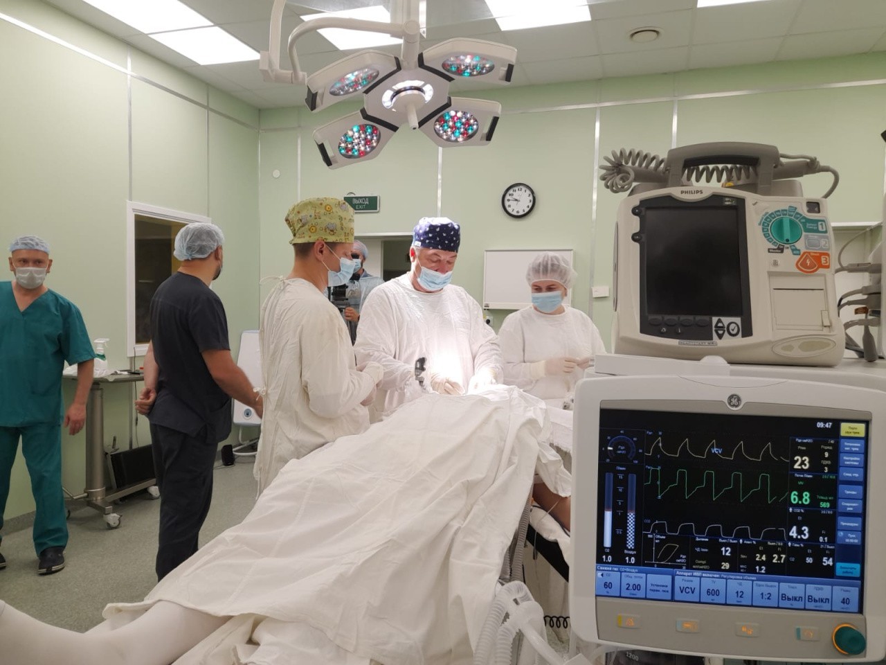 Нейрохирурги областной больницы освоили новую технологию оперативных вмешательств