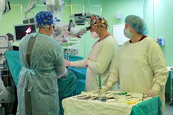 В областной больнице провели очередную уникальную для региона нейрохирургическую операцию